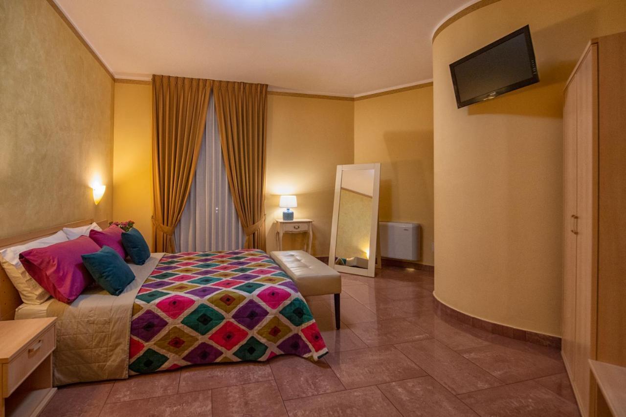 La Collina Hotel & Spa Oliveto Citra ภายนอก รูปภาพ